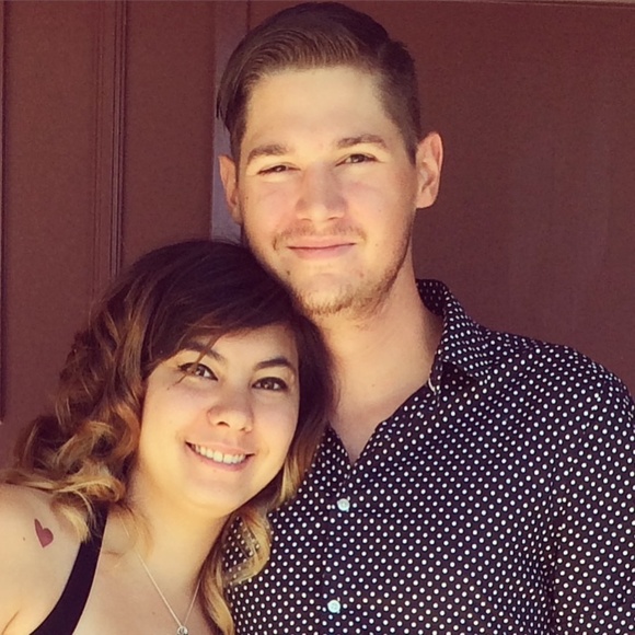 Meet your Posher, Divya Love Wise - Picture 3 of 6